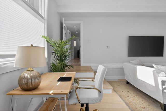 44 Seabury Point Rd, Duxbury, MA 02332