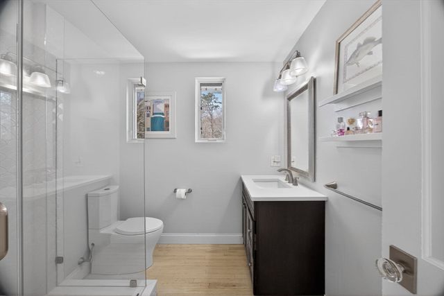 44 Seabury Point Rd, Duxbury, MA 02332