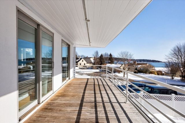 44 Seabury Point Rd, Duxbury, MA 02332