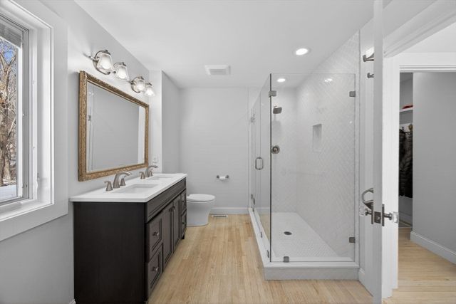 44 Seabury Point Rd, Duxbury, MA 02332