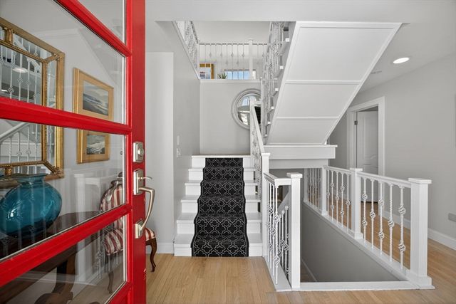 44 Seabury Point Rd, Duxbury, MA 02332