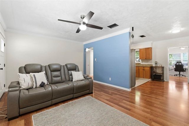 2419 36TH AVENUE N, St Petersburg, FL 33713