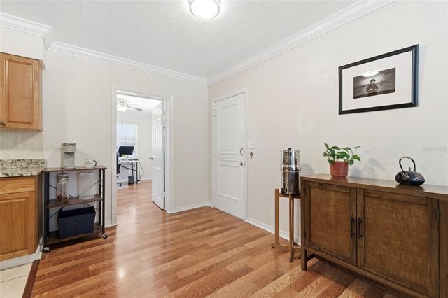 2419 36TH AVENUE N, St Petersburg, FL 33713