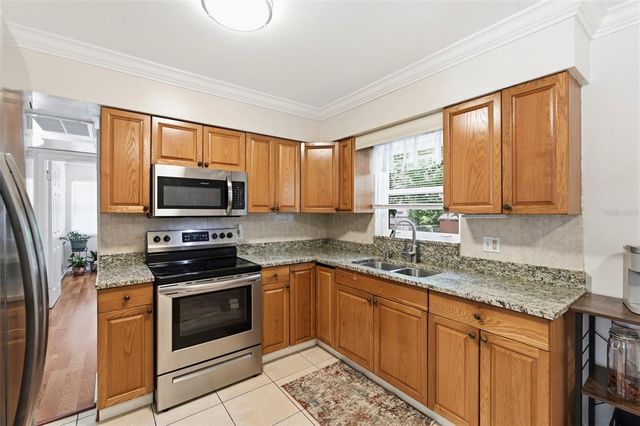 2419 36TH AVENUE N, St Petersburg, FL 33713