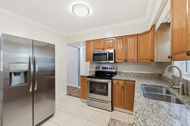 2419 36TH AVENUE N, St Petersburg, FL 33713