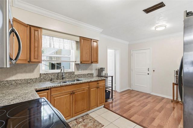 2419 36TH AVENUE N, St Petersburg, FL 33713