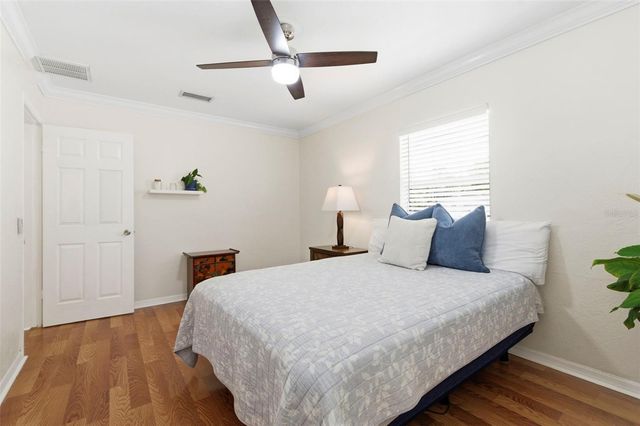 2419 36TH AVENUE N, St Petersburg, FL 33713