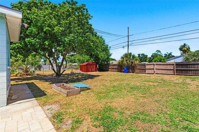 2419 36TH AVENUE N, St Petersburg, FL 33713