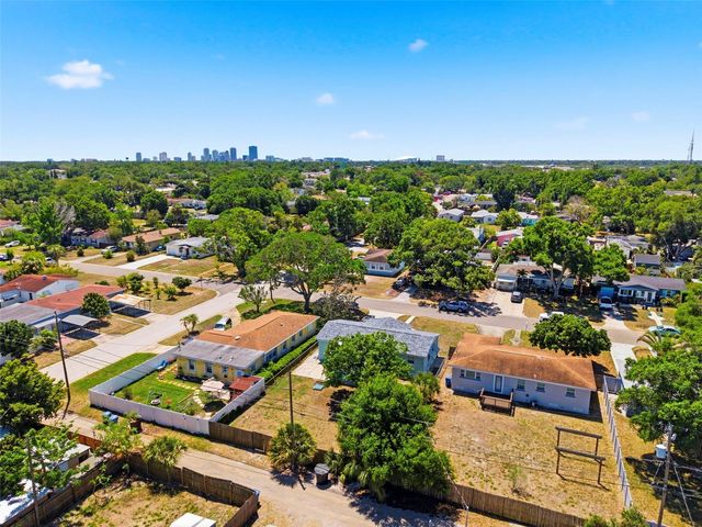 2419 36TH AVENUE N, St Petersburg, FL 33713