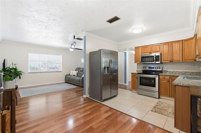 2419 36TH AVENUE N, St Petersburg, FL 33713