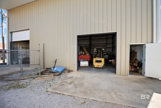 22345 Highway 59, Robertsdale, AL 36567