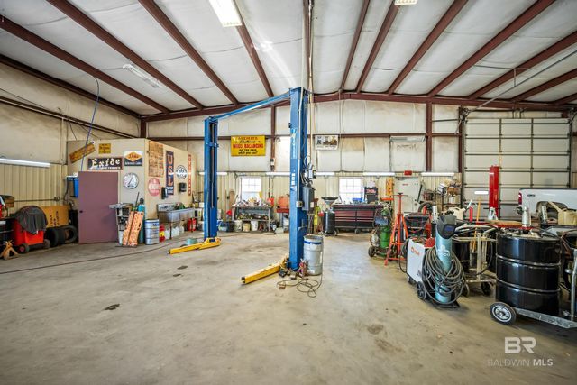 22345 Highway 59, Robertsdale, AL 36567