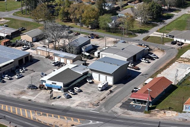 22345 Highway 59, Robertsdale, AL 36567