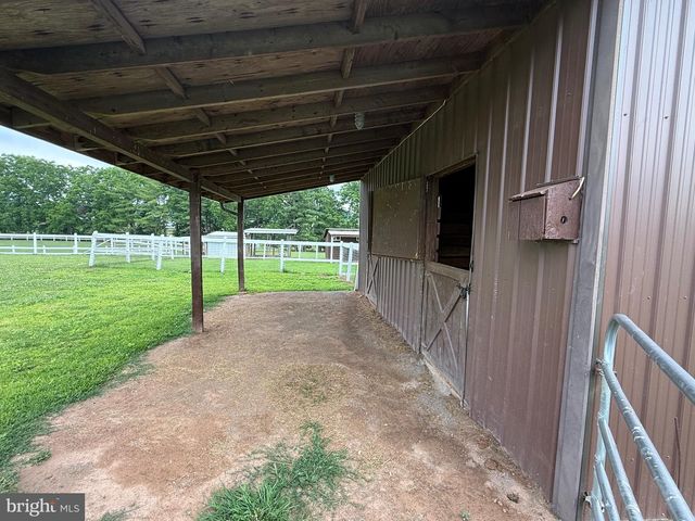 472 SCOTCH PINE RD, Dillsburg, PA 17019
