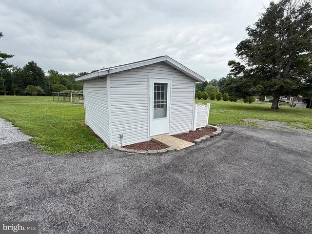 472 SCOTCH PINE RD, Dillsburg, PA 17019