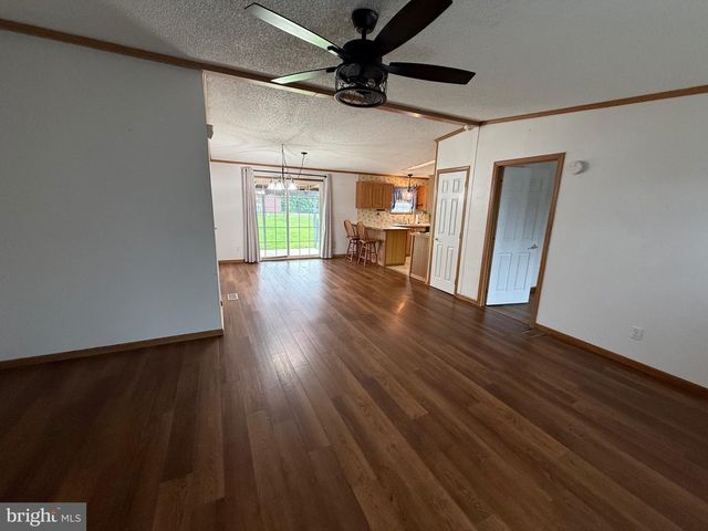 472 SCOTCH PINE RD, Dillsburg, PA 17019