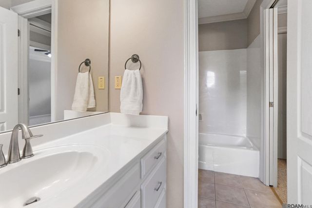 6147 Tezcuco Ct, Gonzales, LA 70737