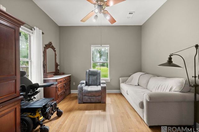 38326 Henry Rd, Prairieville, LA 70769
