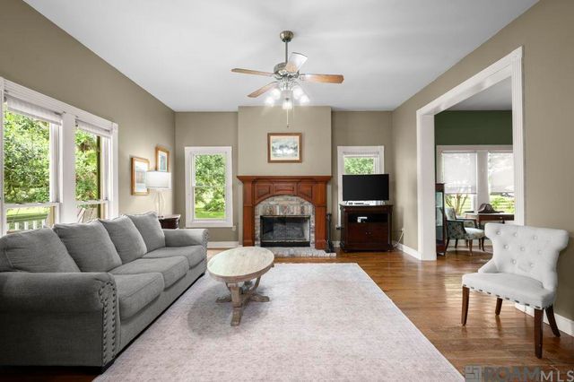 38326 Henry Rd, Prairieville, LA 70769
