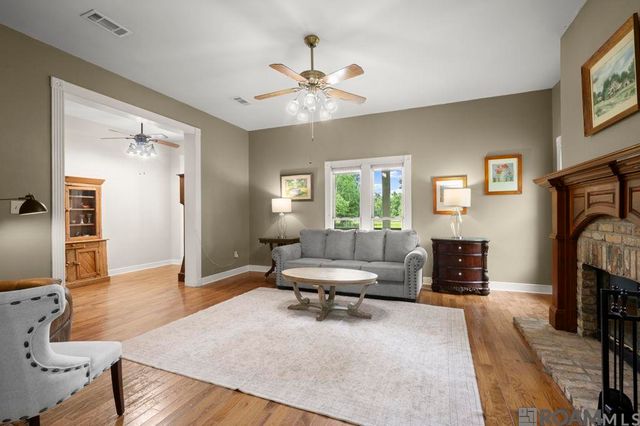 38326 Henry Rd, Prairieville, LA 70769