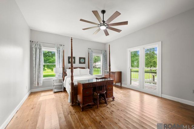 38326 Henry Rd, Prairieville, LA 70769