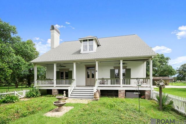 38326 Henry Rd, Prairieville, LA 70769