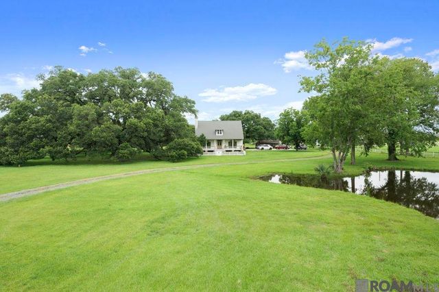 38326 Henry Rd, Prairieville, LA 70769