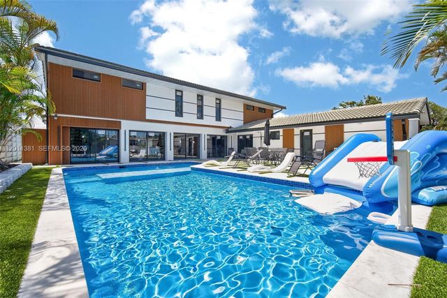 2131 N 53rd Ave, Hollywood, FL 33021
