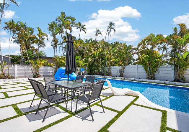 2131 N 53rd Ave, Hollywood, FL 33021