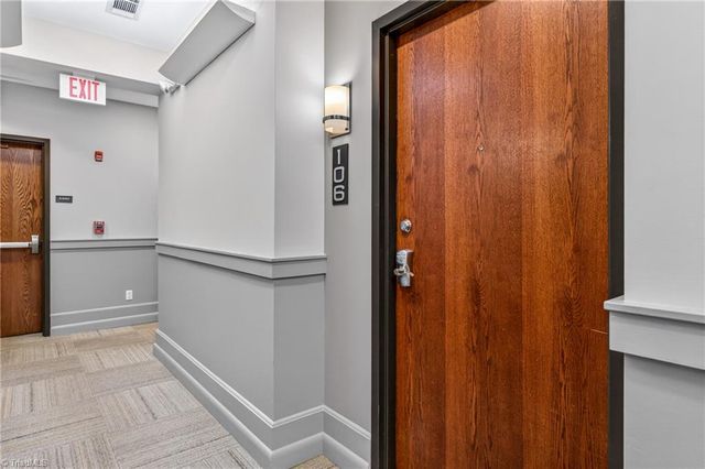 411 W Washington Street 106, Greensboro, NC 27401