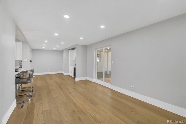 2930 Monaco St Pkwy, Denver, CO 80207