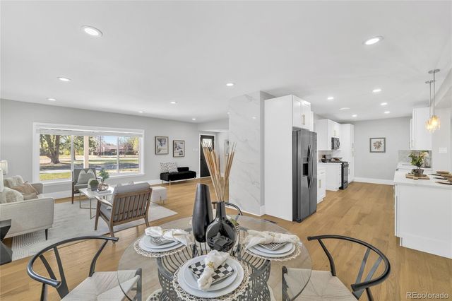 2930 Monaco St Pkwy, Denver, CO 80207