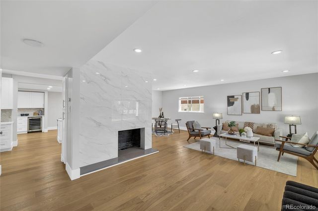 2930 Monaco St Pkwy, Denver, CO 80207