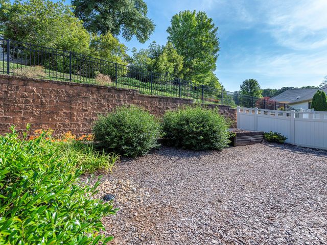 4534 Ideal Way, Harrisburg, NC 28075