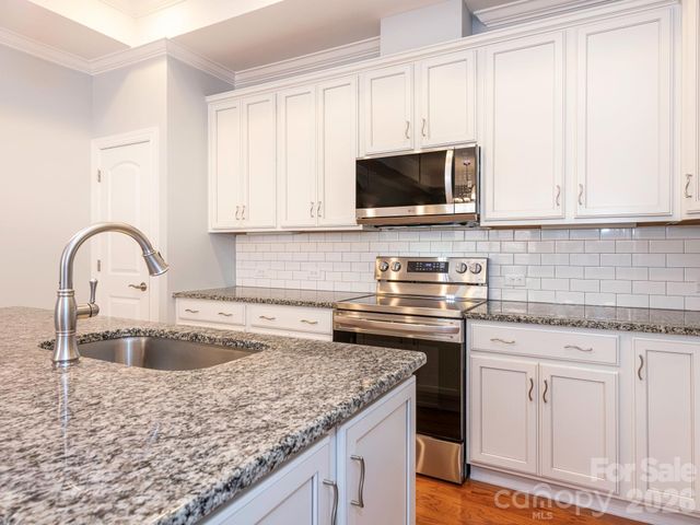 4534 Ideal Way, Harrisburg, NC 28075