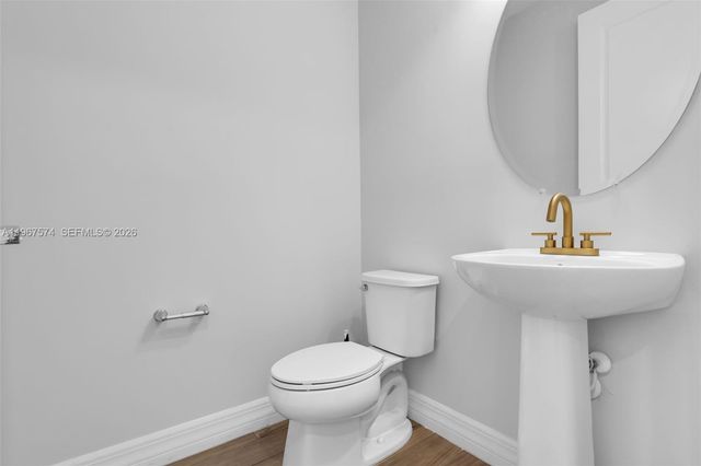 1595 Evergreen Ter, Hollywood, FL 33021