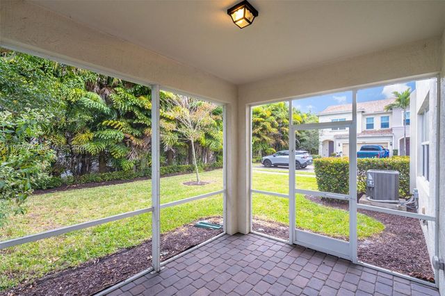 1595 Evergreen Ter, Hollywood, FL 33021