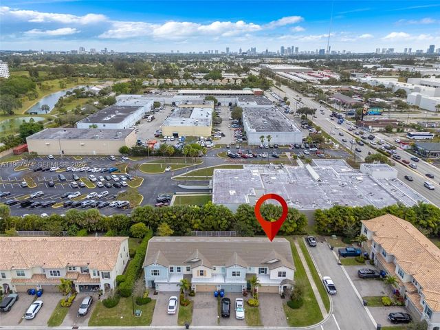 1595 Evergreen Ter, Hollywood, FL 33021