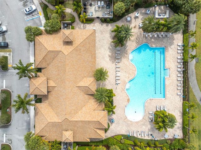 1595 Evergreen Ter, Hollywood, FL 33021