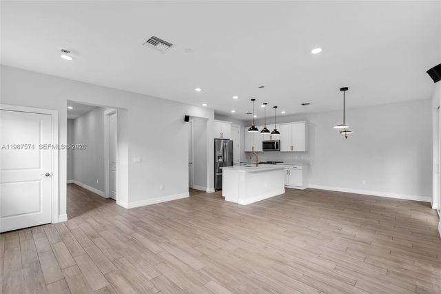 1595 Evergreen Ter, Hollywood, FL 33021