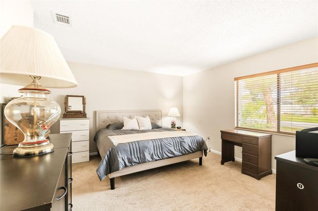 8 LLADD COURT, Palm Coast, FL 32164