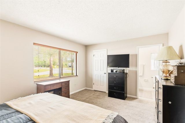 8 LLADD COURT, Palm Coast, FL 32164