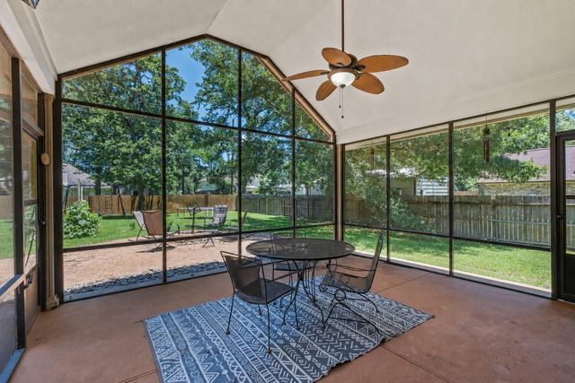 7210 Ramblewood Drive, Magnolia, TX 77354
