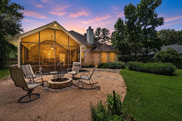 7210 Ramblewood Drive, Magnolia, TX 77354