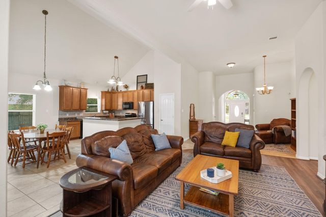 7210 Ramblewood Drive, Magnolia, TX 77354