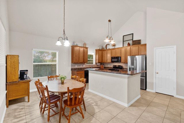 7210 Ramblewood Drive, Magnolia, TX 77354
