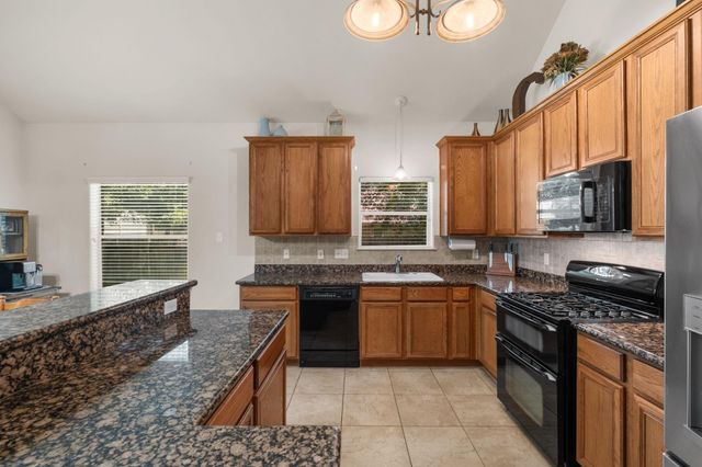 7210 Ramblewood Drive, Magnolia, TX 77354