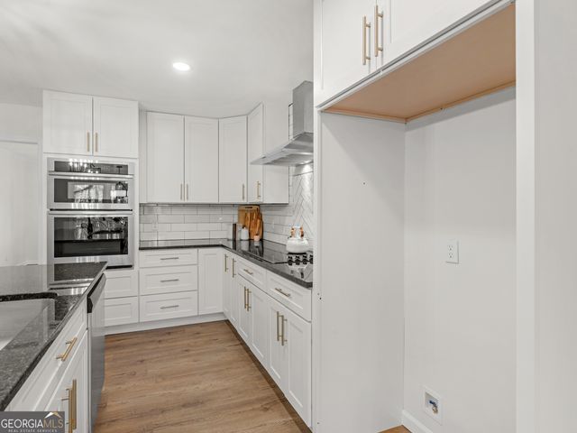 230 Horseshoe Circle, Fayetteville, GA 30215