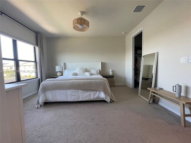 4441 E Appleton Cir E, Oakland Park, FL 33309