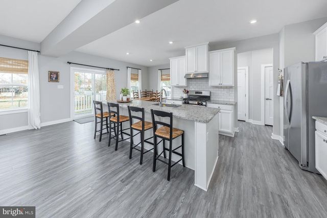 213 SPRING BEAUTY DR, Williamstown, NJ 08094